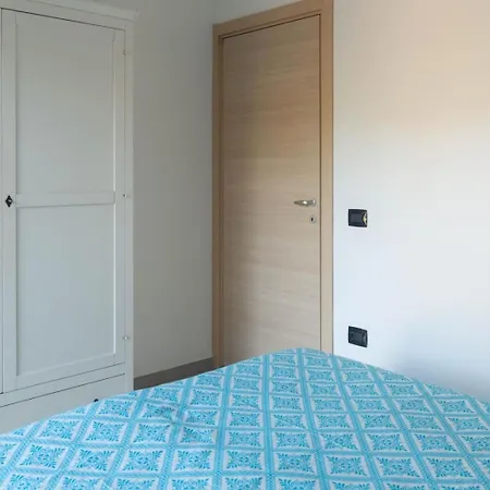 3 Bedrooms With Access To The Lägenhet Cala Liberotto