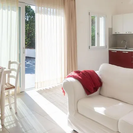 3 Bedrooms With Access To The Cala Liberotto
